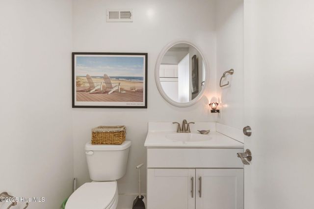 1413 Croaker Lane, Carolina Beach, NC 28428