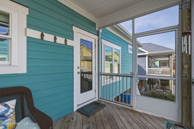 1413 Croaker Lane, Carolina Beach, NC 28428