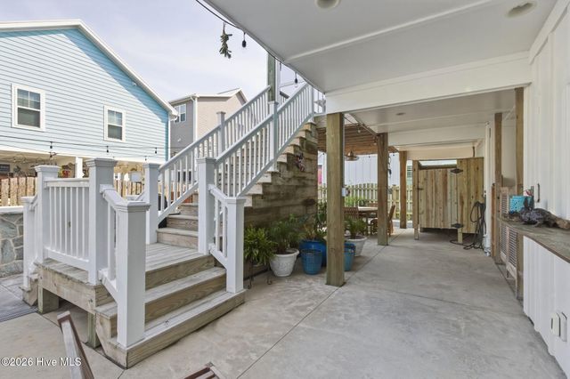 1413 Croaker Lane, Carolina Beach, NC 28428