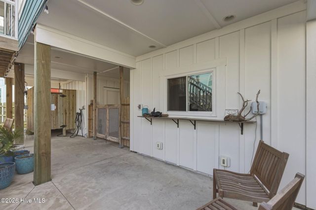 1413 Croaker Lane, Carolina Beach, NC 28428