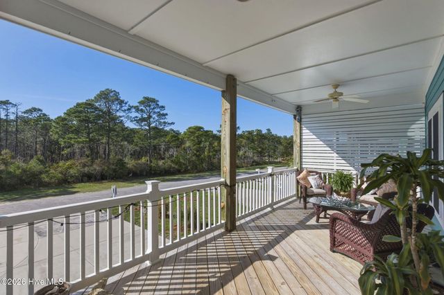 1413 Croaker Lane, Carolina Beach, NC 28428