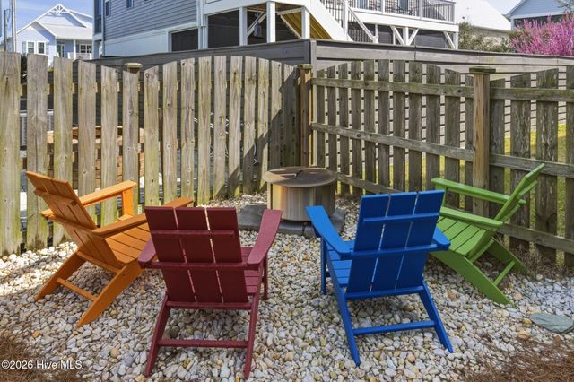 1413 Croaker Lane, Carolina Beach, NC 28428