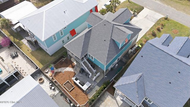 1413 Croaker Lane, Carolina Beach, NC 28428