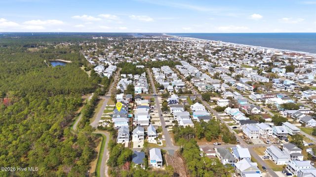 1413 Croaker Lane, Carolina Beach, NC 28428