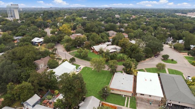 328 ALBANY ST, San Antonio, TX 78209