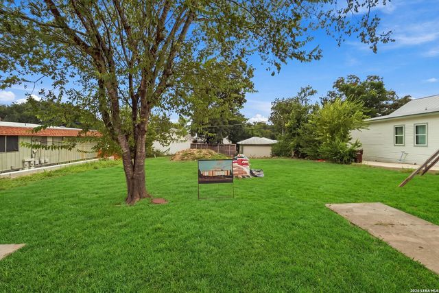 328 ALBANY ST, San Antonio, TX 78209