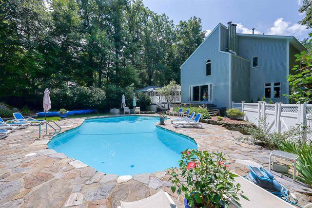 6 Haines Terrace, Merrimack, NH 03054