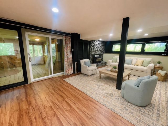 6 Haines Terrace, Merrimack, NH 03054