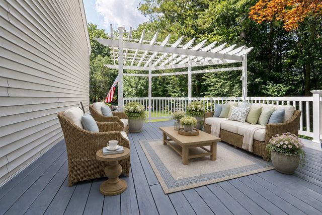 6 Haines Terrace, Merrimack, NH 03054