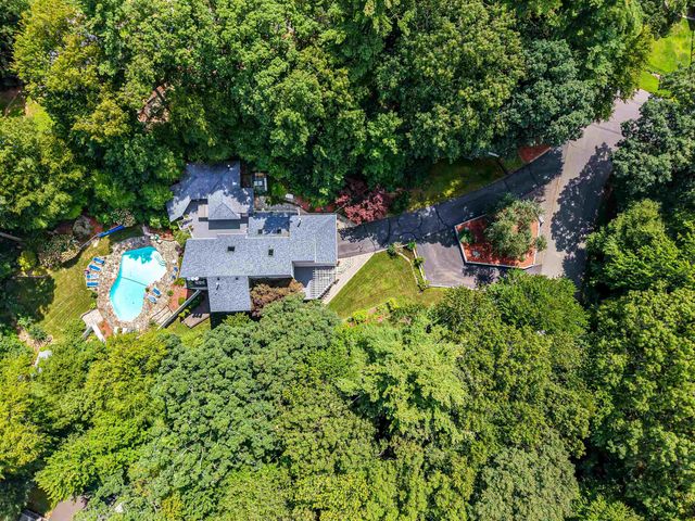 6 Haines Terrace, Merrimack, NH 03054