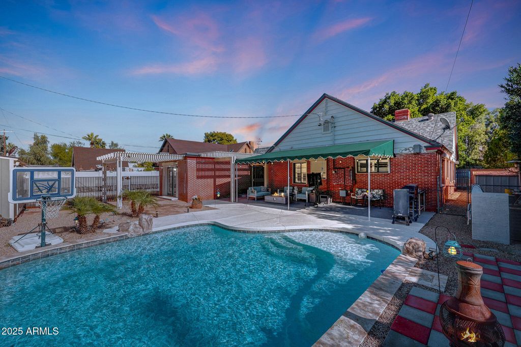 1820 N 7TH Avenue, Phoenix, AZ 85007