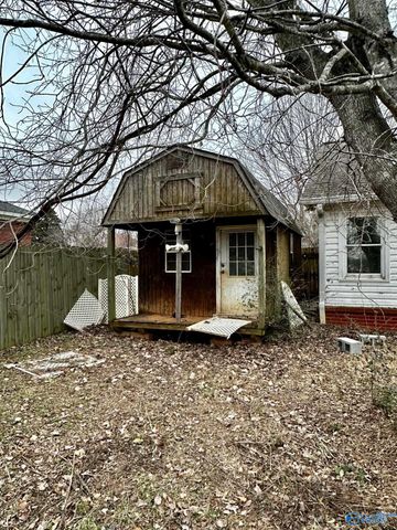 104 Lamirda Court, Hazel Green, AL 35750