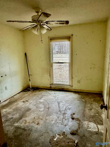 104 Lamirda Court, Hazel Green, AL 35750