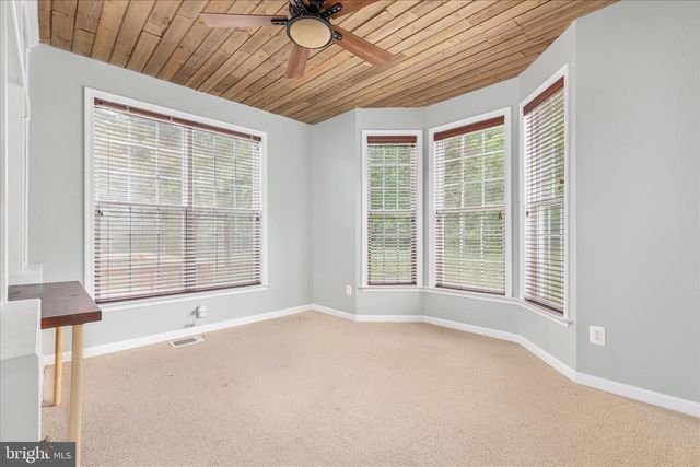 1139 SHADOWS DR, Front Royal, VA 22630