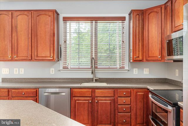 1139 SHADOWS DR, Front Royal, VA 22630