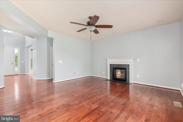 1139 SHADOWS DR, Front Royal, VA 22630
