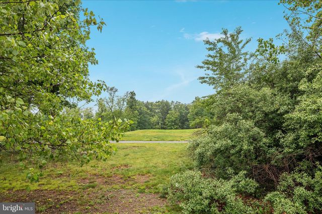 1139 SHADOWS DR, Front Royal, VA 22630