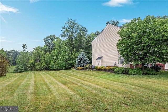1139 SHADOWS DR, Front Royal, VA 22630