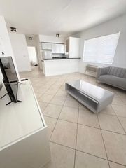 8011 Abbott Ave 4, Miami Beach, FL 33141