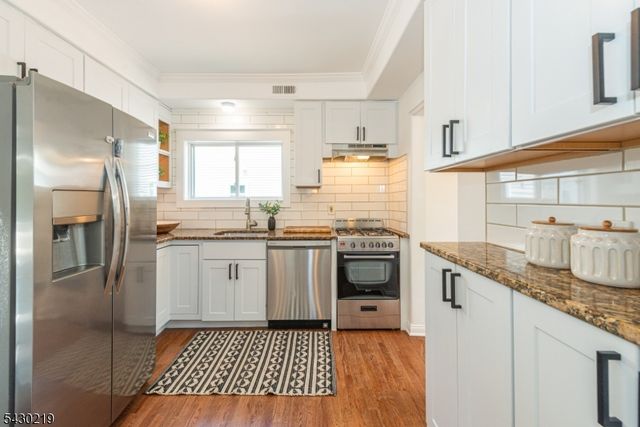 35 Howe Ave, Montclair Twp., NJ 07042