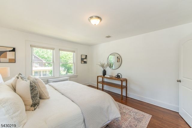35 Howe Ave, Montclair Twp., NJ 07042