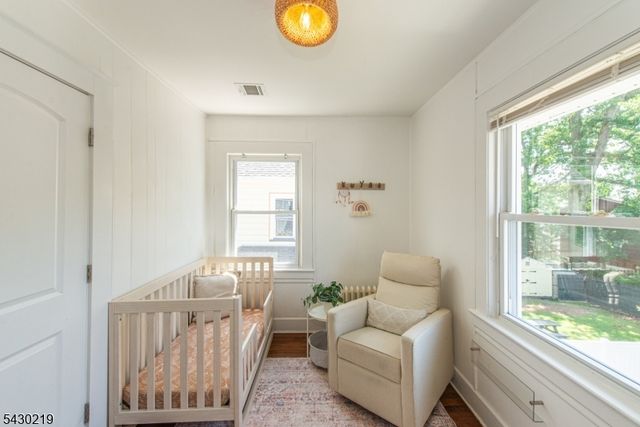 35 Howe Ave, Montclair Twp., NJ 07042