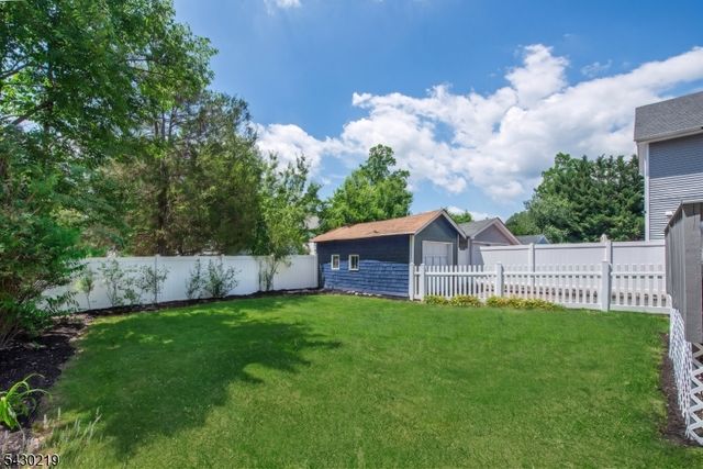35 Howe Ave, Montclair Twp., NJ 07042
