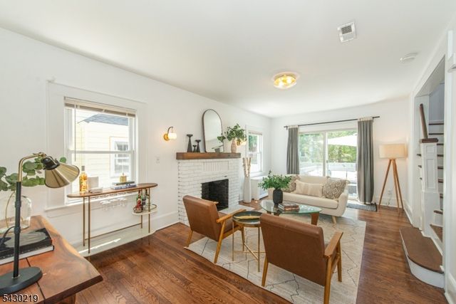 35 Howe Ave, Montclair Twp., NJ 07042