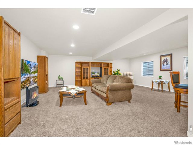 905 Volans Drive, Loveland, CO 80537