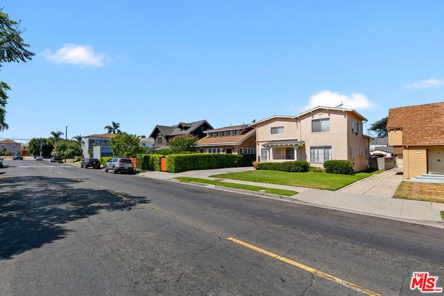2531 6th Avenue, Los Angeles, CA 90018