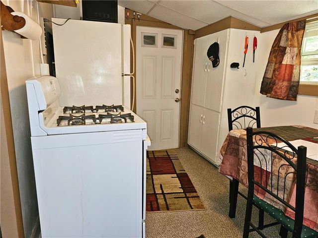 195 Kinch Rd, President Twp, PA 16301