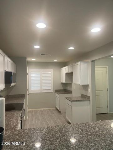 1874 W STAGECOACH Street, Apache Junction, AZ 85120