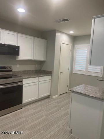 1874 W STAGECOACH Street, Apache Junction, AZ 85120
