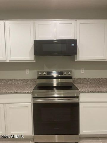 1874 W STAGECOACH Street, Apache Junction, AZ 85120