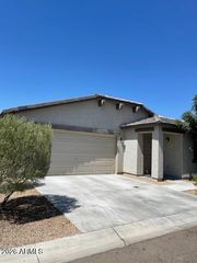 1874 W STAGECOACH Street, Apache Junction, AZ 85120