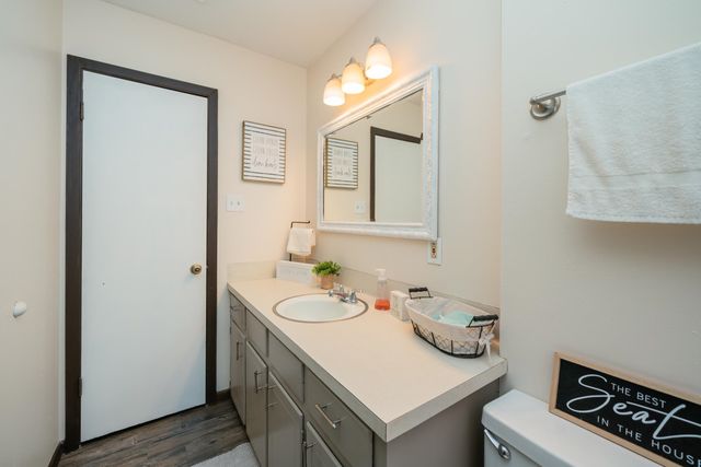 6823 Oakwood Dr., Gilmer, TX 75645