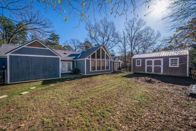 6823 Oakwood Dr., Gilmer, TX 75645