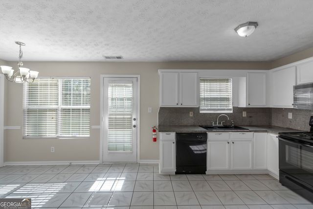 97 Livingston Lane, Covington, GA 30016