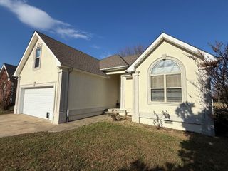 141 Foxrun, Springfield, TN 37172