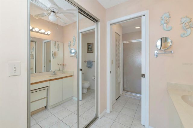 4425 45TH AVENUE W 202, Bradenton, FL 34210