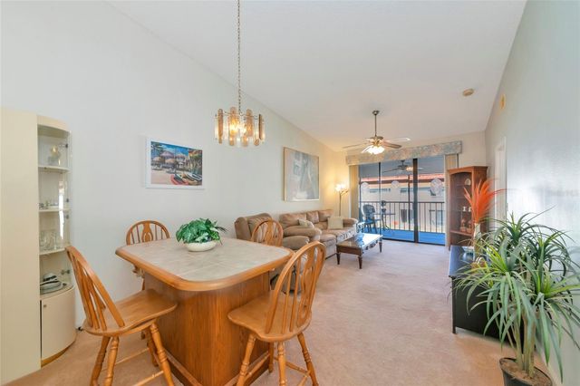 4425 45TH AVENUE W 202, Bradenton, FL 34210