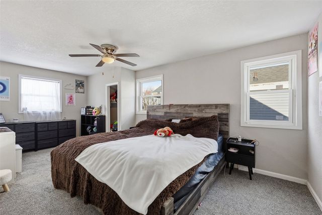 424 18th Street NE, Cedar Rapids, IA 52402