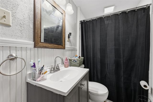 424 18th Street NE, Cedar Rapids, IA 52402