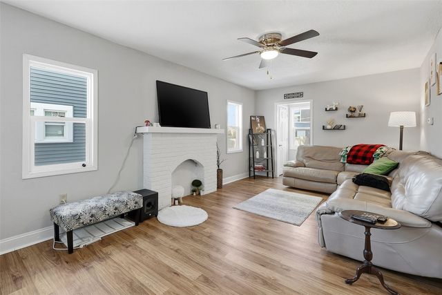 424 18th Street NE, Cedar Rapids, IA 52402