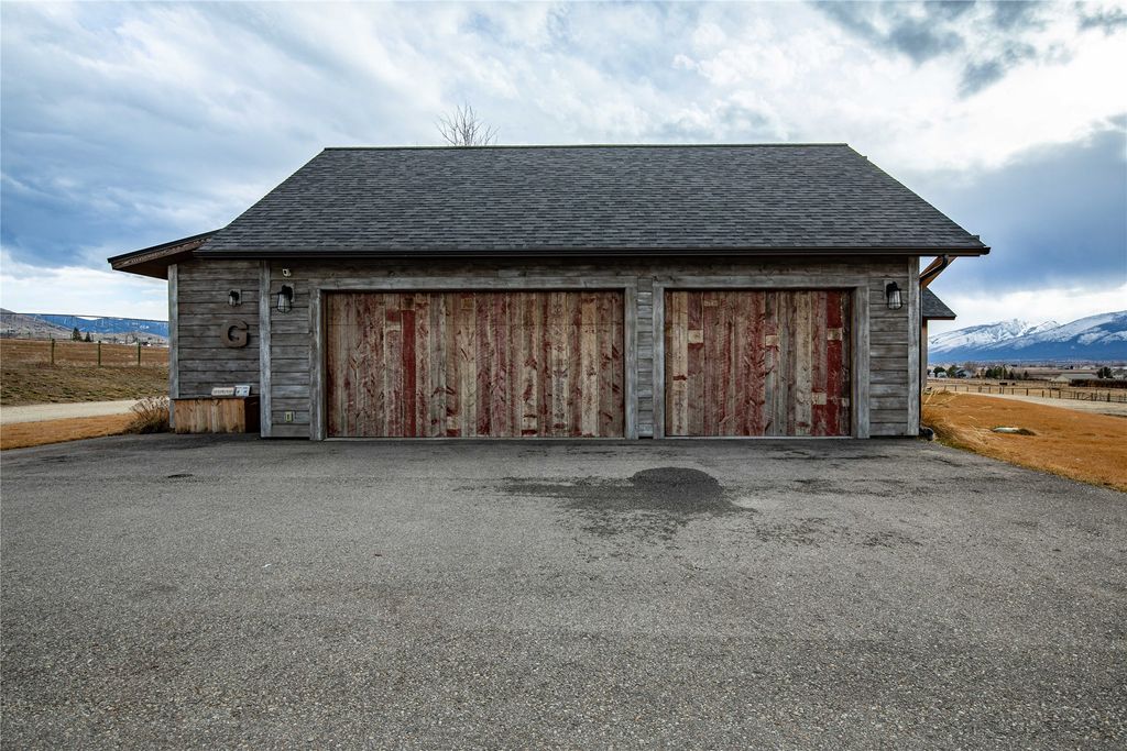 649 Little Bailey Lane, Corvallis, MT 59828 photo 56