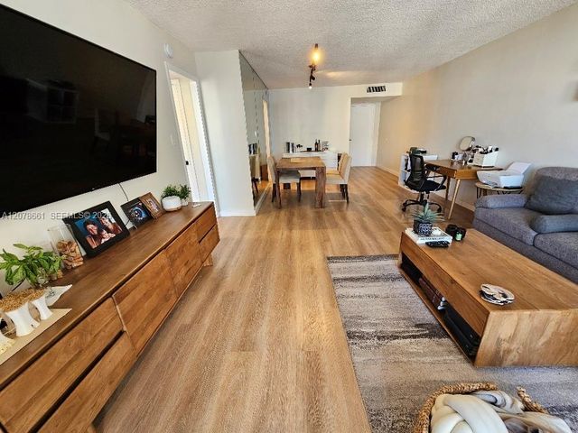 18061 Biscayne Boulevard 1602, Aventura, FL 33160