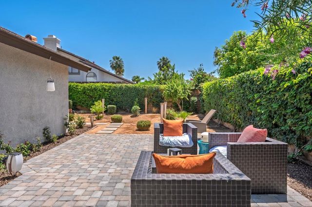 49070 Balada Court, La Quinta, CA 92253