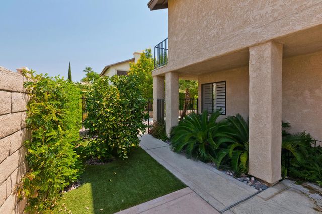 49070 Balada Court, La Quinta, CA 92253