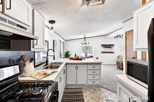 14128 Luckett Lane, Grand Haven Twp, MI 49417