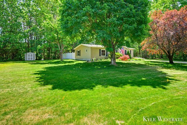 14128 Luckett Lane, Grand Haven Twp, MI 49417